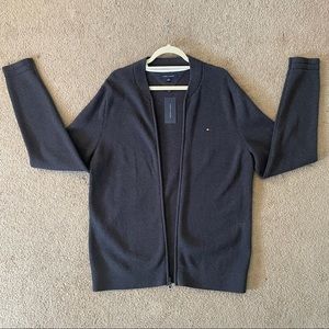 Men’s Tommy Hilfiger Gray Zip Up Sweater - NWT